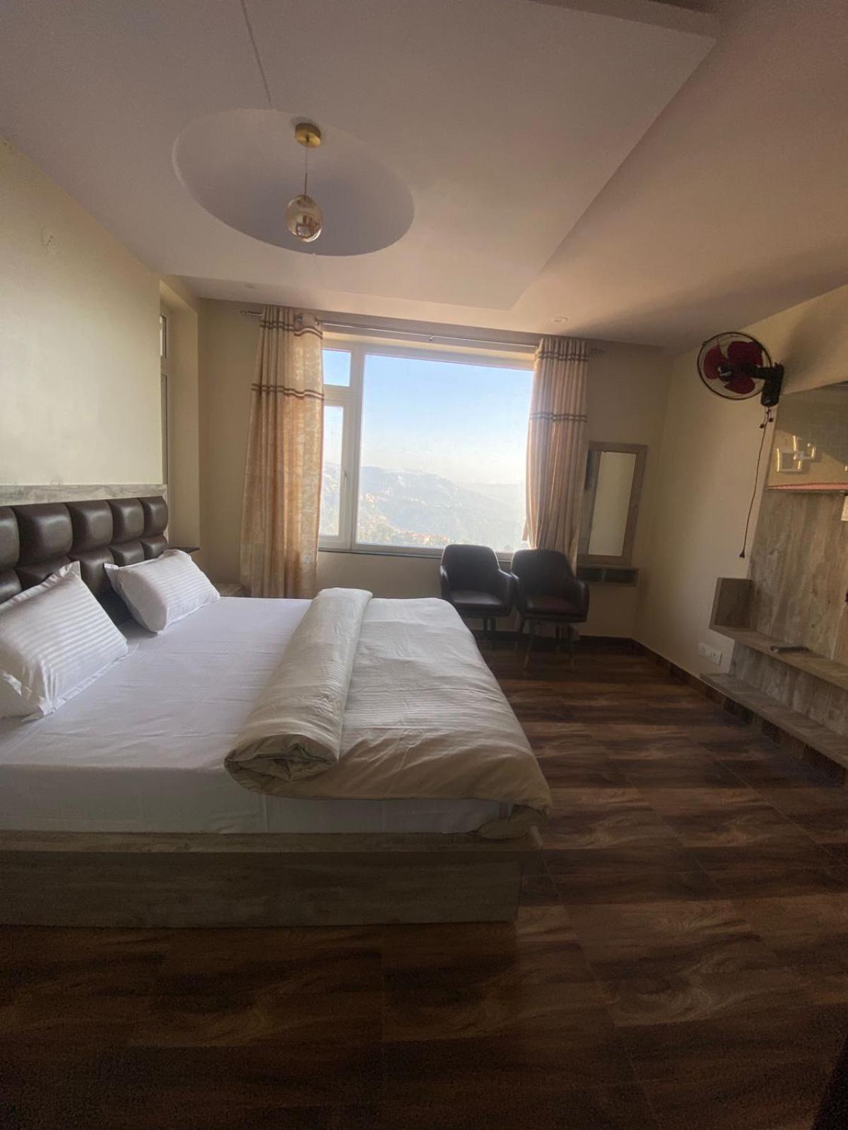 Hotel Harmony Heights Shimla Esterno foto