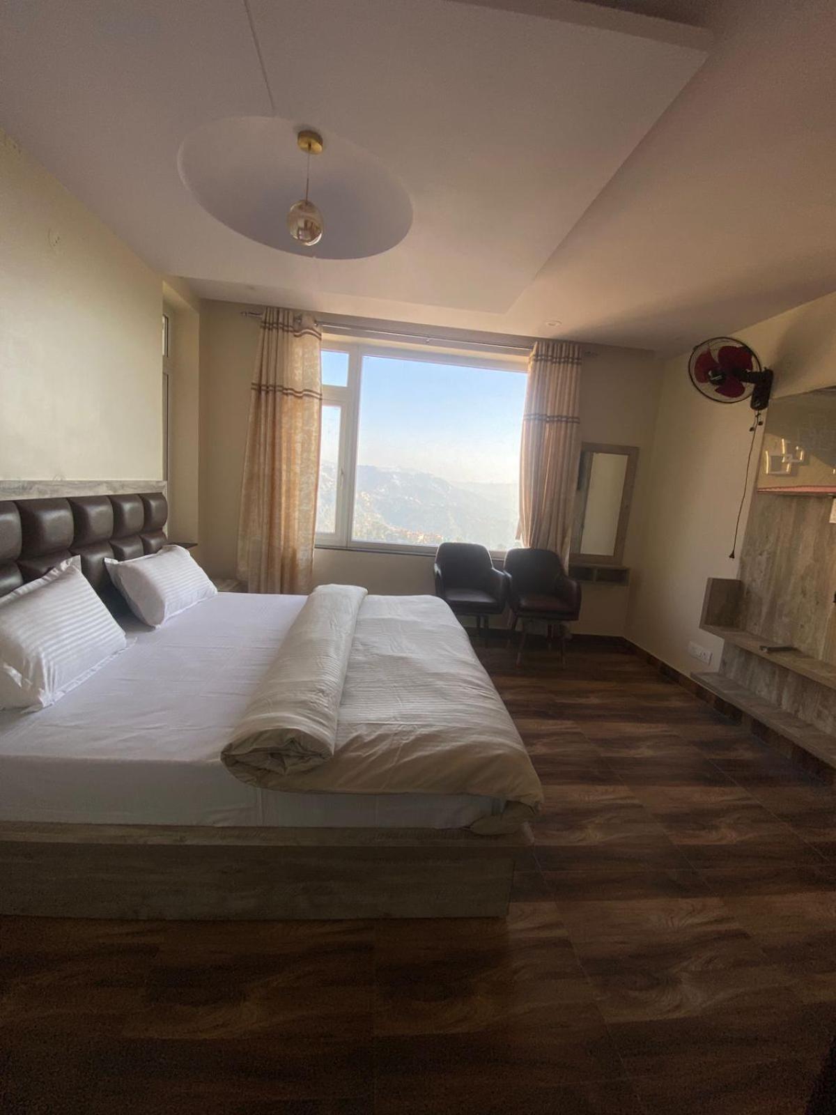 Hotel Harmony Heights Shimla Esterno foto