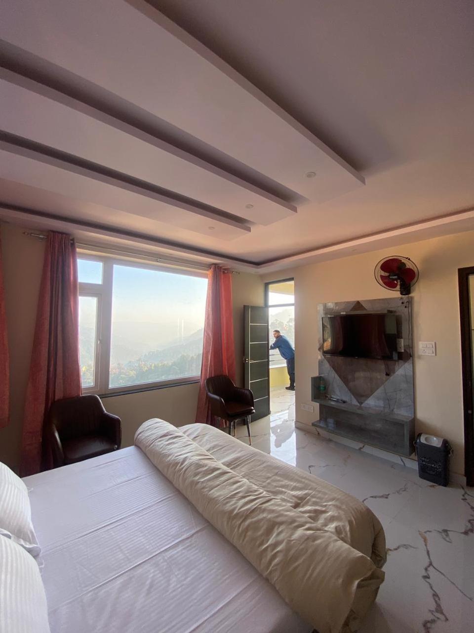 Hotel Harmony Heights Shimla Esterno foto